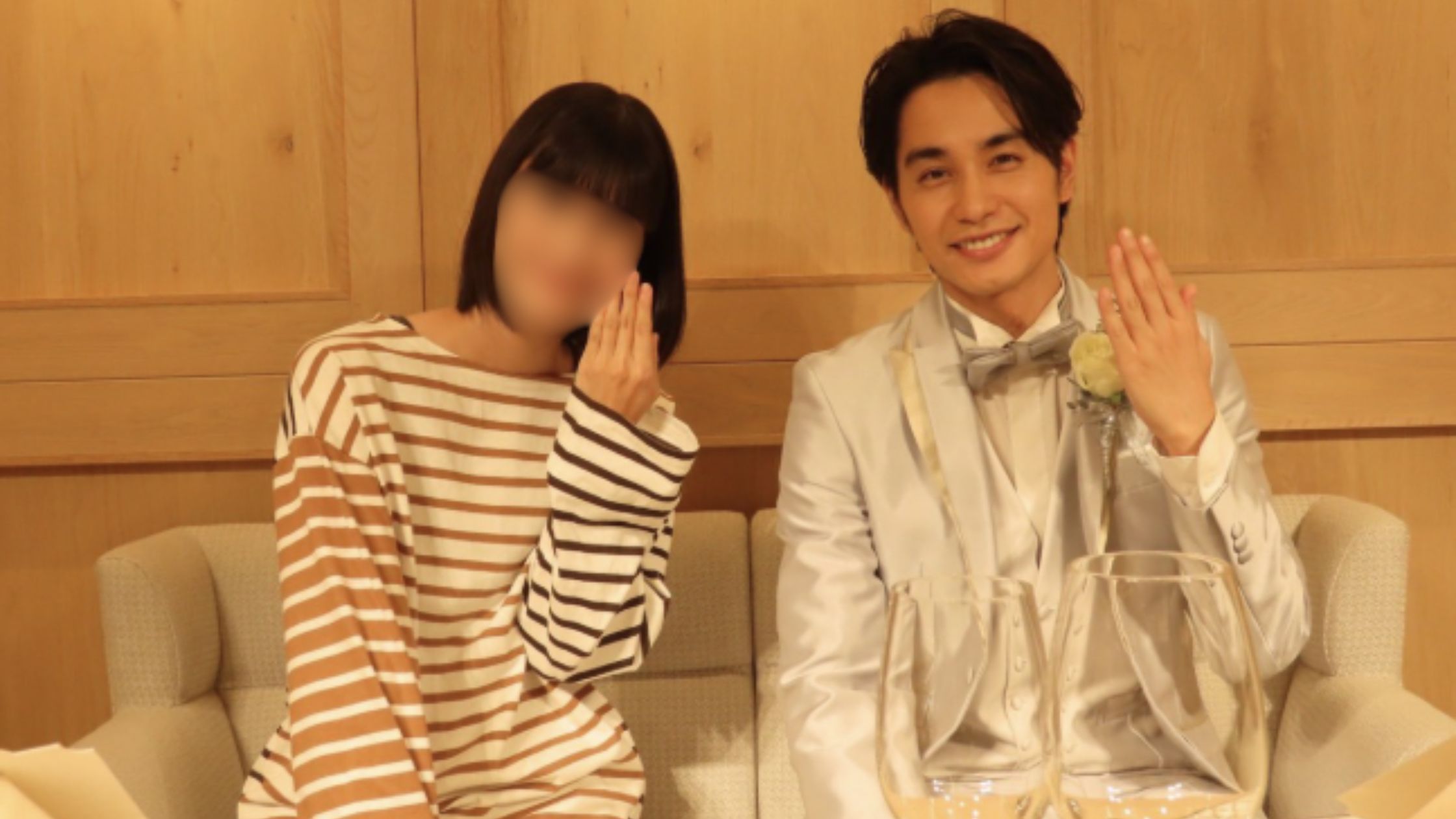 中村蒼と妻のツーショット画像
