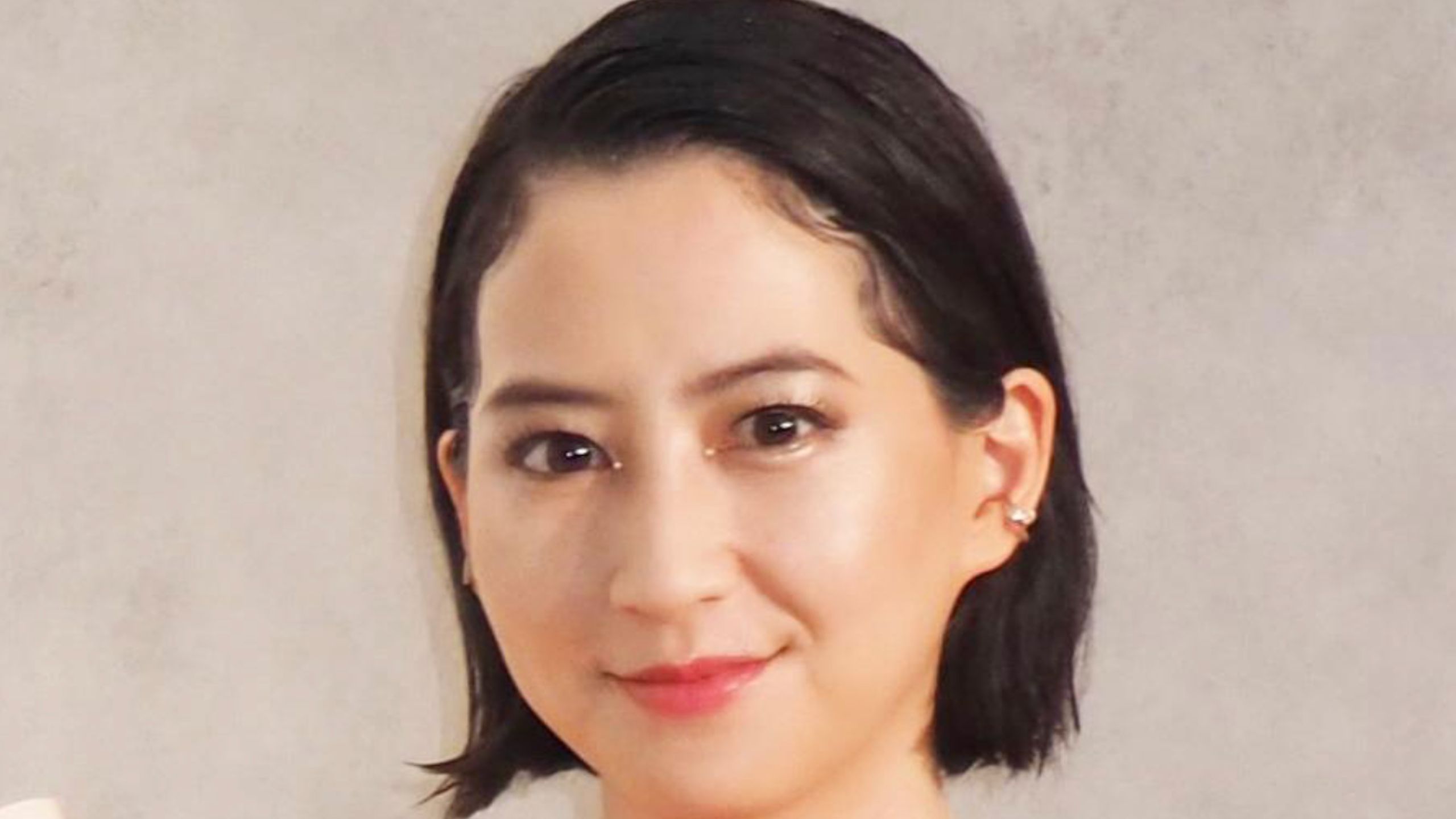 河北麻友子結婚画像